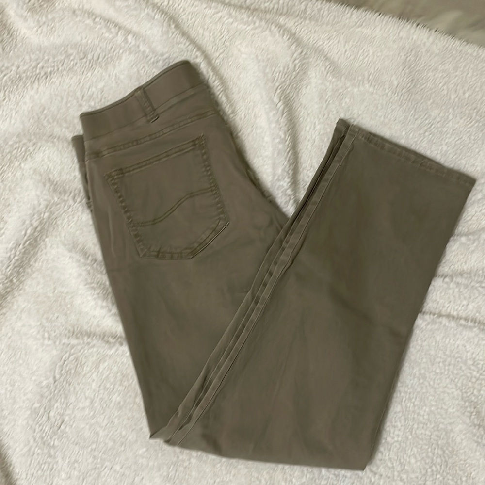Mens Extreme Motion Khaki Jeans